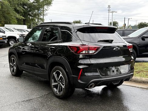 Used 2023 Chevrolet TrailBlazer RS w/ Sun and Liftgate Package image 3