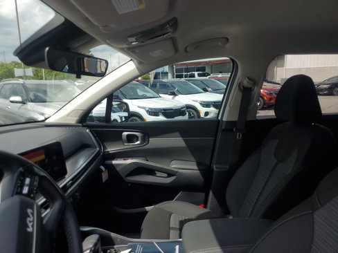 New 2026 Kia Sorento LX image 18