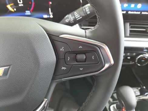 New 2026 Chevrolet Trax LT w/ Driver Confidence Package image 44