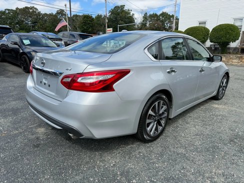 Used 2016 Nissan Altima 2.5 SV image 7