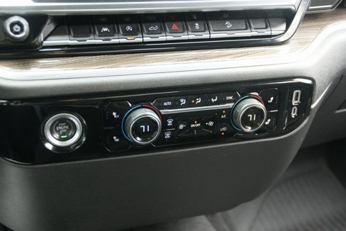 Used 2022 Chevrolet Silverado 1500 LT image 25
