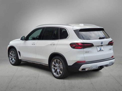 New 2026 BMW X5 xDrive50e w/ Executive Package image 6