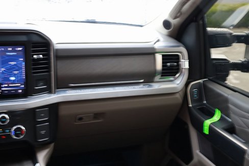Used 2025 Ford F350 Platinum w/ Platinum Plus Package image 25
