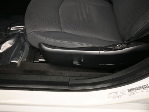Used 2013 Chrysler 200 Touring image 15