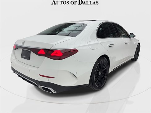 Used 2025 Mercedes-Benz E 350 Sedan image 9