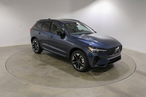 New 2026 Volvo XC60 B5 Plus w/ Climate Package image 7