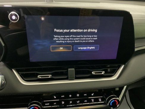 New 2026 Chevrolet Equinox LT w/ Convenience Package II image 34
