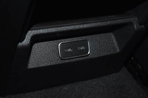 New 2026 Mercedes-Benz GLS 450 4MATIC image 19
