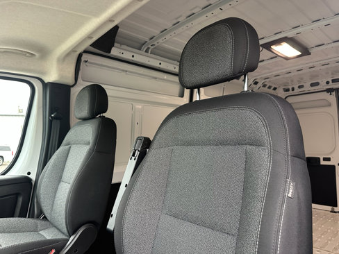 Used 2024 RAM ProMaster 2500 w/ Convenience Group image 15