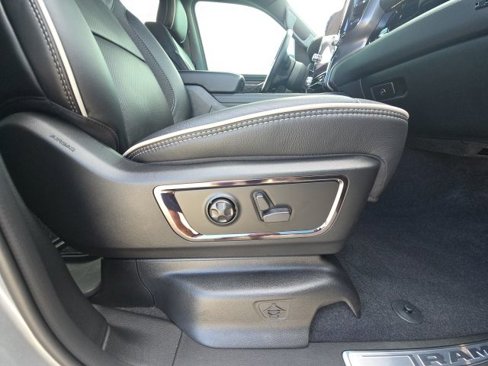 Used 2025 RAM 1500 Limited w/ Bed Utility Group image 18