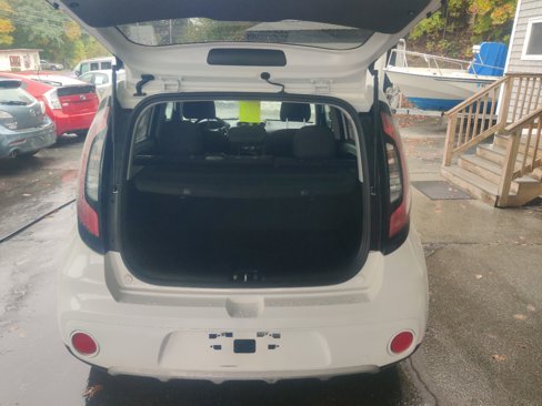 Used 2019 Kia Soul + image 14