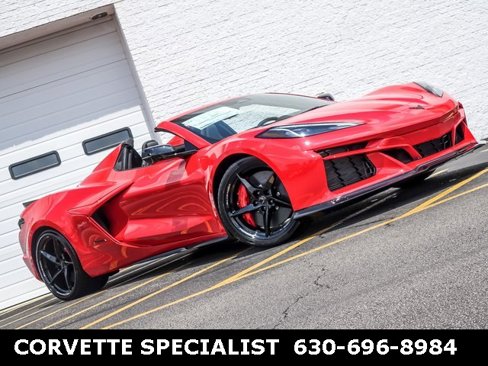 New 2025 Chevrolet Corvette E-Ray image 3