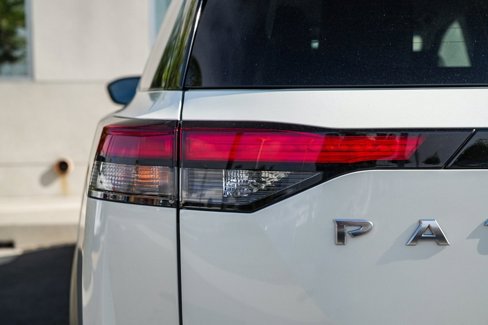 Used 2022 Nissan Pathfinder SL image 7