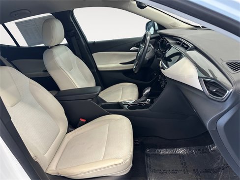 Used 2023 Buick Encore GX Select image 20