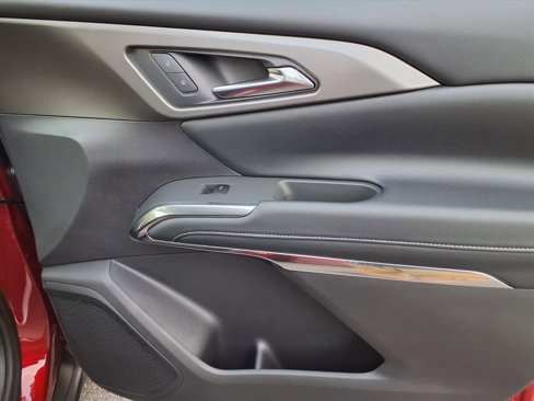 New 2026 Chevrolet Traverse LT w/ Driver Confidence Package image 18