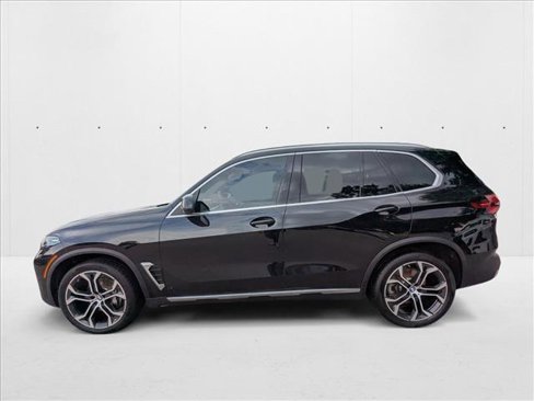Certified 2025 BMW X5 xDrive40i w/ Premium Package image 8