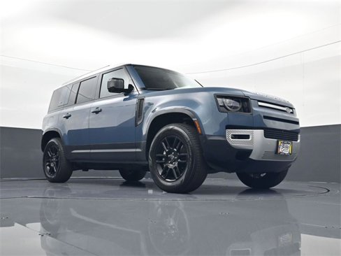 Used 2024 Land Rover Defender 110 S image 23