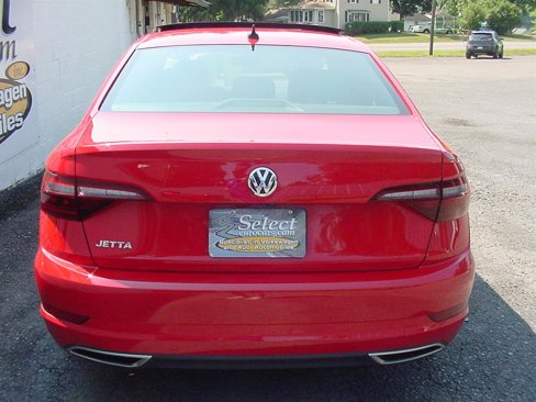 Used 2020 Volkswagen Jetta R-Line w/ R-Line Cold Weather Package image 7