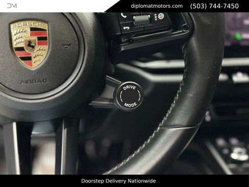 Used 2024 Porsche 911 Carrera T w/ Sportdesign Package image 36