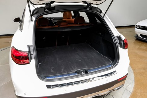 Used 2025 Mercedes-Benz GLC 300 image 52