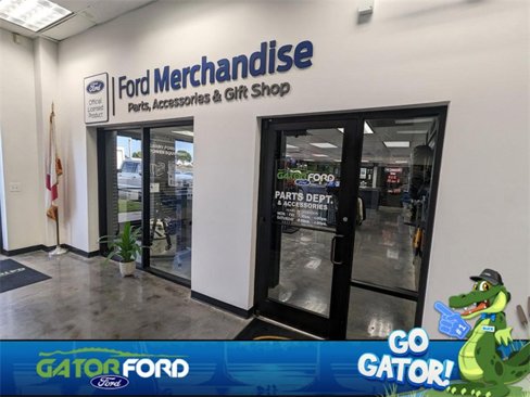 Used 2023 Ford Explorer Limited image 34