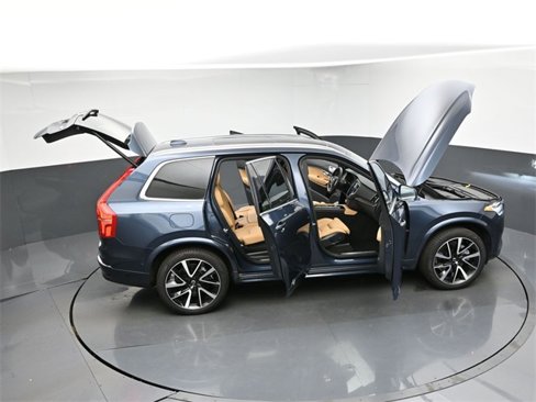 Used 2024 Volvo XC90 B6 Ultimate w/ Lounge Package image 50