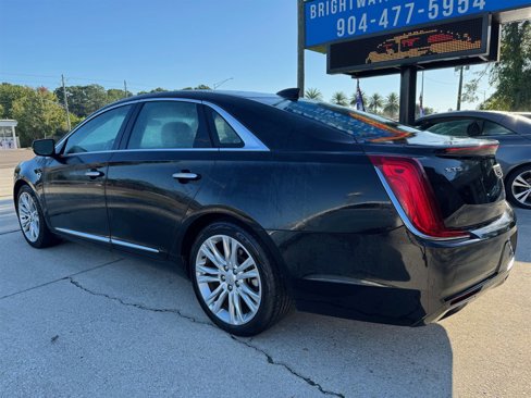 Used 2018 Cadillac XTS Luxury image 5