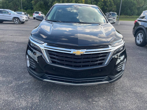 Used 2022 Chevrolet Equinox LT image 2