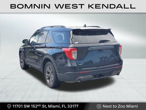 Used 2022 Ford Explorer XLT w/ Equipment Group 202A image 5