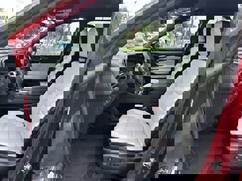 Certified 2024 Chevrolet Traverse RS image 16