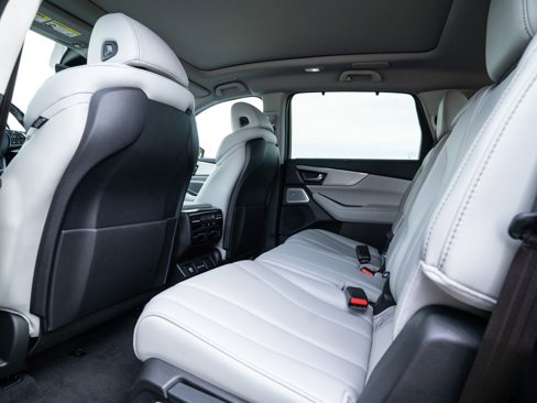 Certified 2025 Acura MDX w/ Technology Package image 44