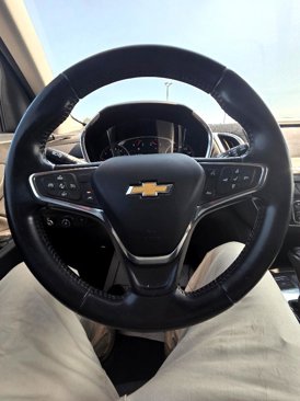 Used 2021 Chevrolet Equinox LT w/ Driver Convenience Package image 17