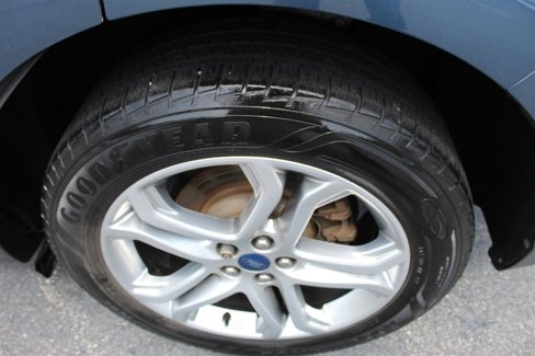 Used 2018 Ford Edge Titanium w/ Equipment Group 302A image 16