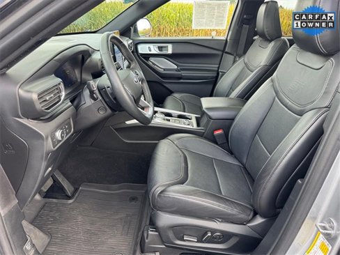 Used 2020 Ford Explorer ST w/ Premium Technology Package image 7