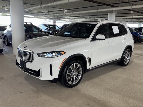 Certified 2025 BMW X5 xDrive40i w/ Climate Comfort Package image 4