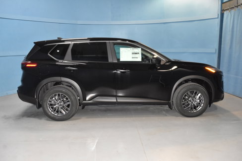New 2026 Nissan Rogue S image 17