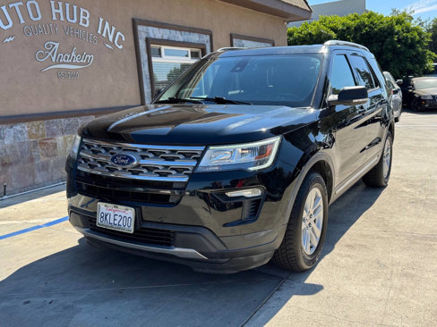Used 2018 Ford Explorer XLT w/ Equipment Group 202A image 2