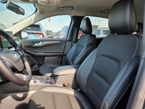 New 2026 Ford Escape SE image 17
