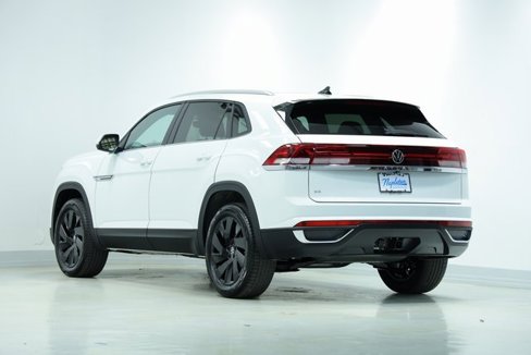 New 2026 Volkswagen Atlas Cross Sport SE image 5