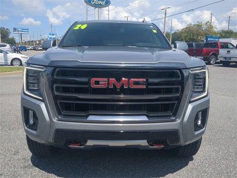 Used 2024 GMC Yukon XL AT4 w/ Technology Package image 25