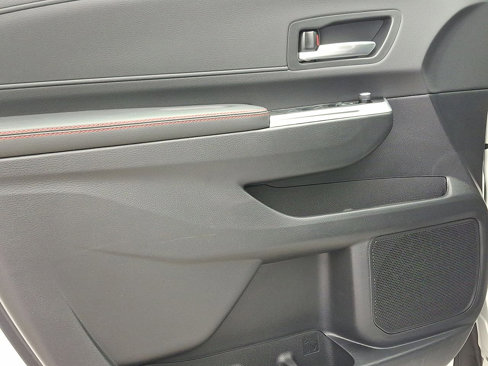 Used 2025 Toyota Sienna XSE image 16