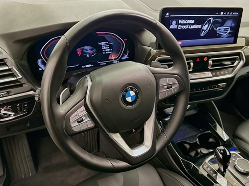 Used 2024 BMW X4 xDrive30i w/ Parking Assistance Package image 18