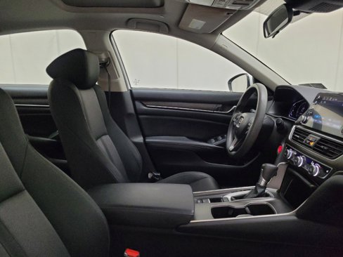 Used 2019 Honda Accord EX image 21