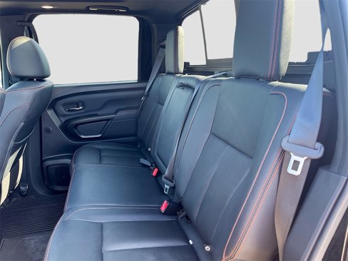 Used 2024 Nissan Titan PRO-4X image 24
