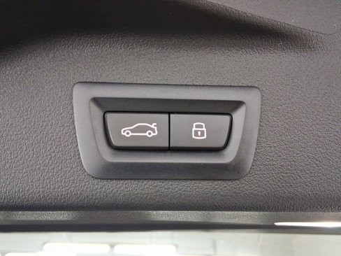 New 2026 BMW X5 sDrive40i w/ Climate Comfort Package image 18