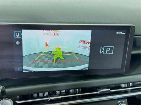 Certified 2025 Hyundai Tucson SE image 7