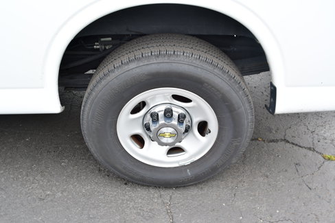 Used 2024 Chevrolet Express 3500 LT w/ LT Preferred Equipment Group image 34
