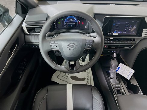 New 2026 Toyota Camry SE image 18