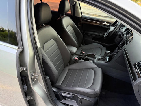 Used 2015 Volkswagen Golf TDI SEL image 23