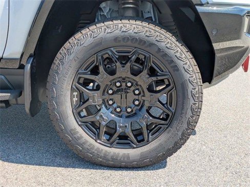 New 2026 GMC Hummer EV 2X image 13